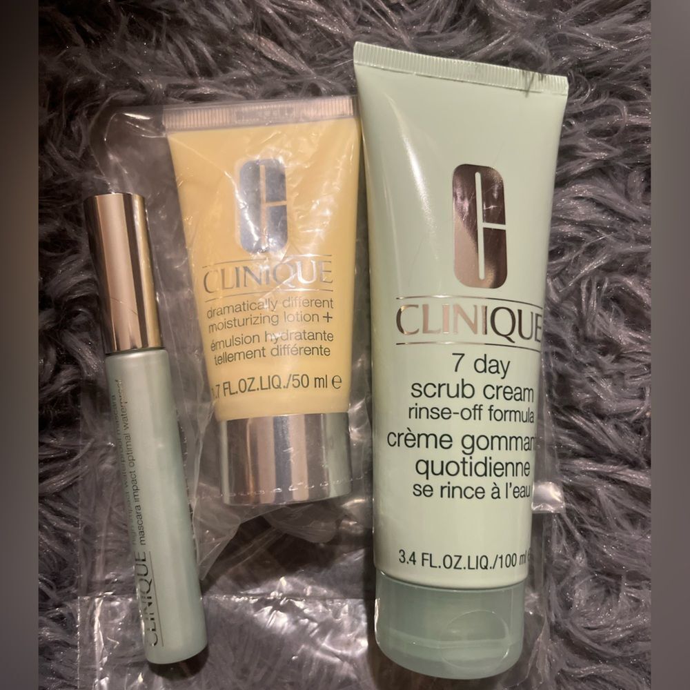 Clinique makeup& lotion